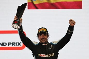 Alonso onder de indruk: 'Die ronde in Jeddah kwam puur uit Verstappen'