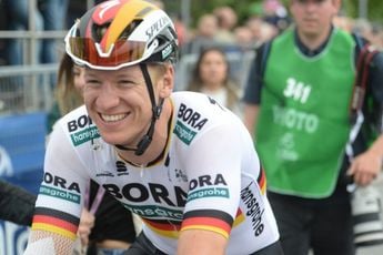 Etappe 1 Ronde van Slovenië | Ackermann blij; concurrentie wijst naar pech