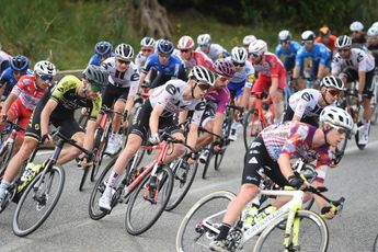 Giro-renners boos na crash door 'idiote' boog: 'Je zag dit van ver aankomen'