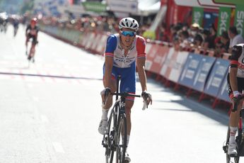 Sinkeldam 'naar de vaantjes' na succesvolle Giro met Démare: 'Was elke etappe koers'