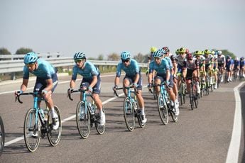 Vinokourov start met Astana continentaal team: 'Wielrennen wordt steeds jonger'