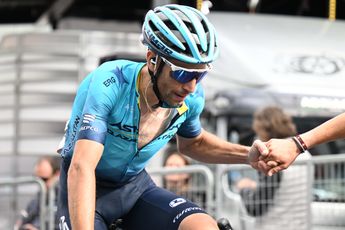 Nibali na laatste Giro-bergetappe uit carrière: 'Ik haat deze klim, maar vierde plek maakt me blij'