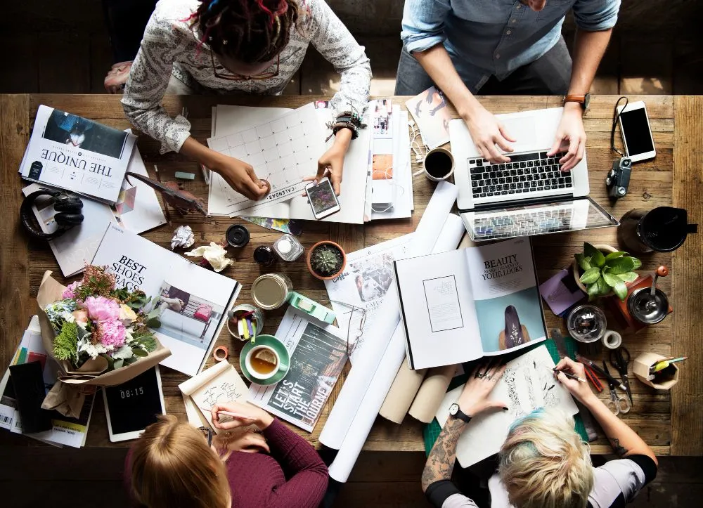 Hoe digitale marketing agencies AI massaal omarmen voor efficiëntie