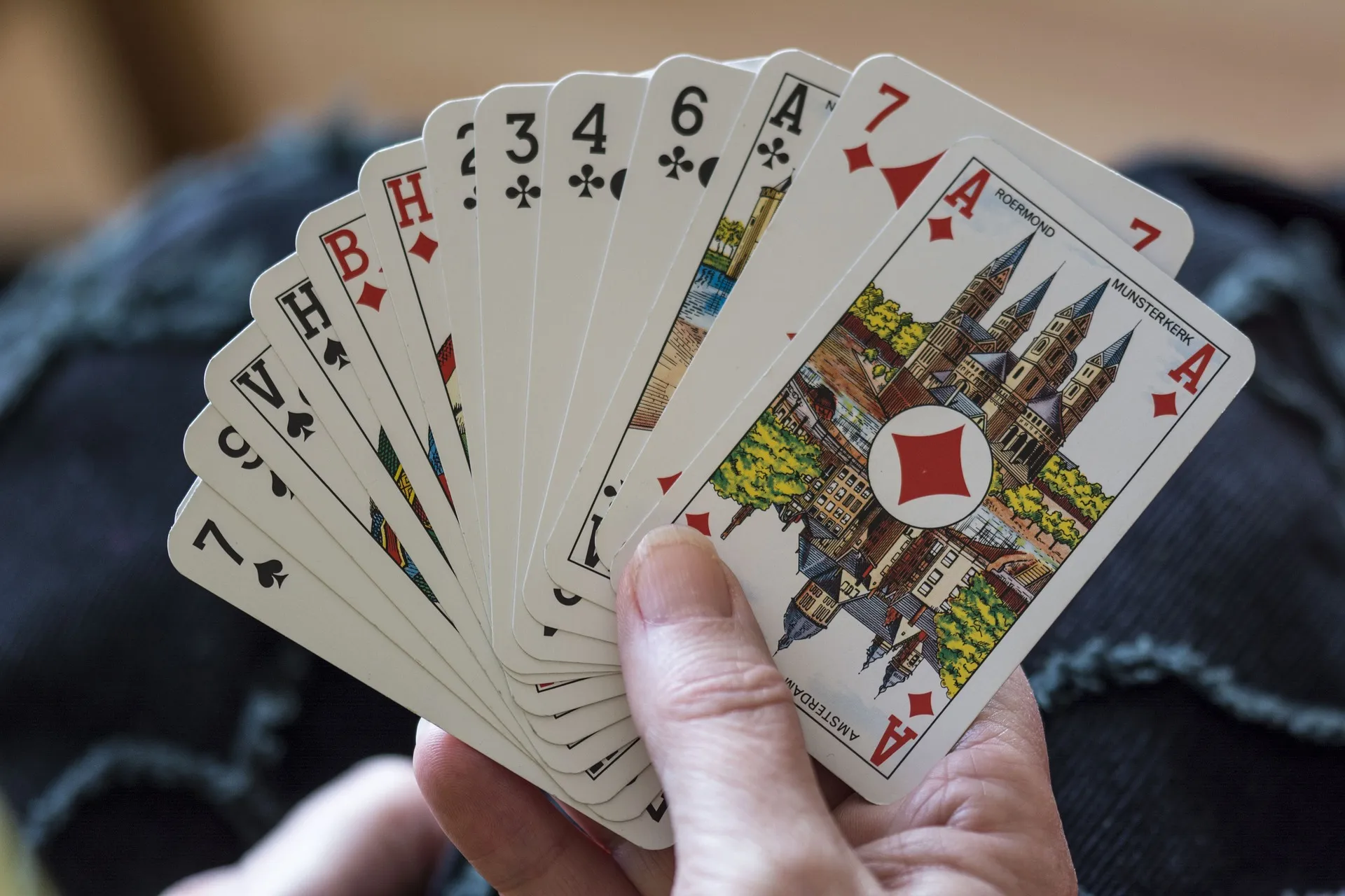 playing cards 1252374 1920