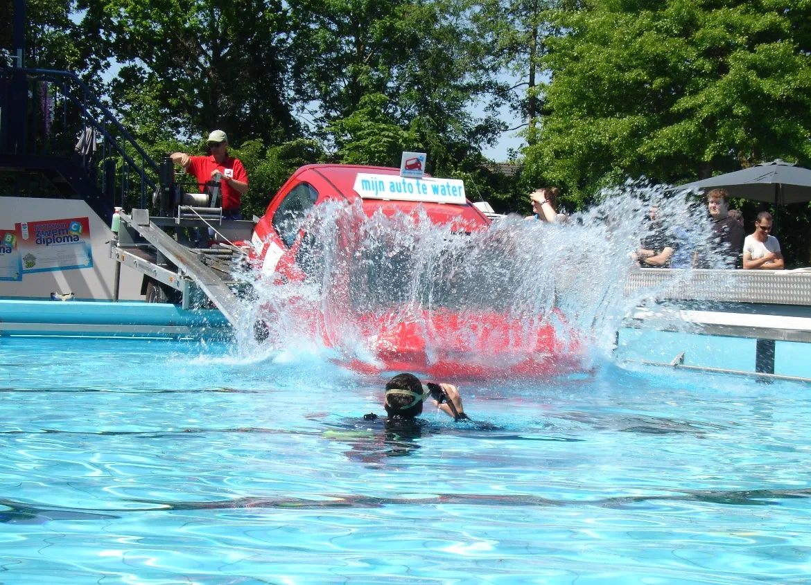 splash auto te water