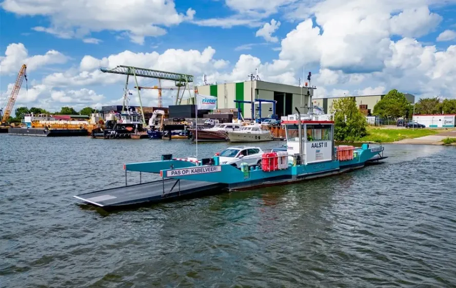 Aangepaste vaartijden Riveer tijdens Paasweekend