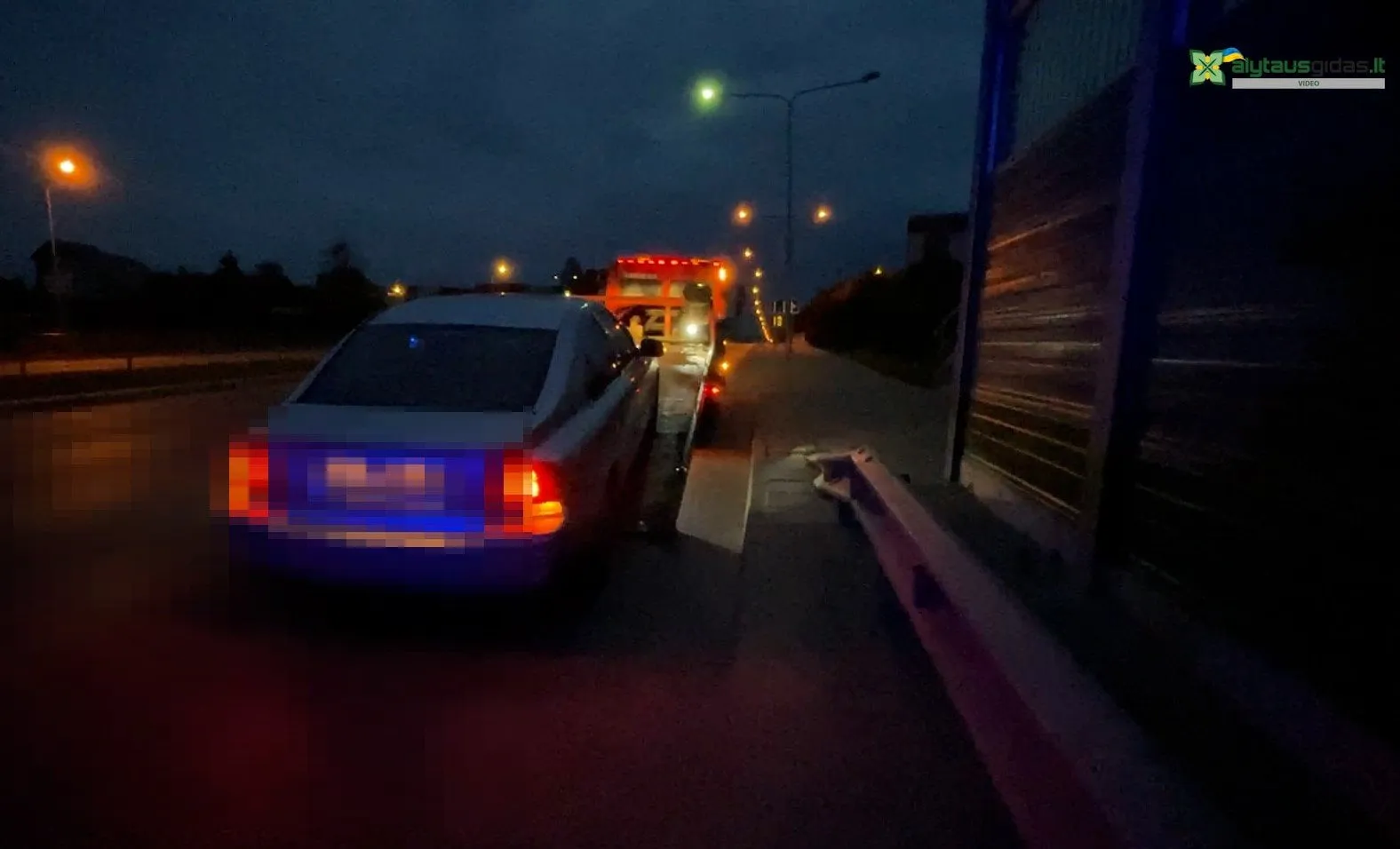 03 po reportazo00 01 10 30still081