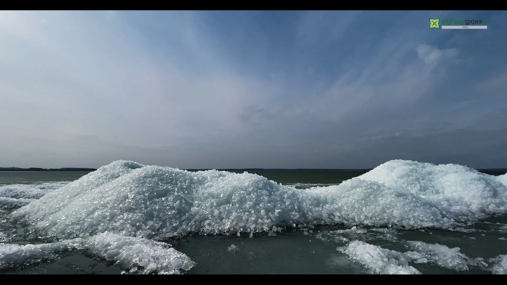 dji 034000 00 11 38still008