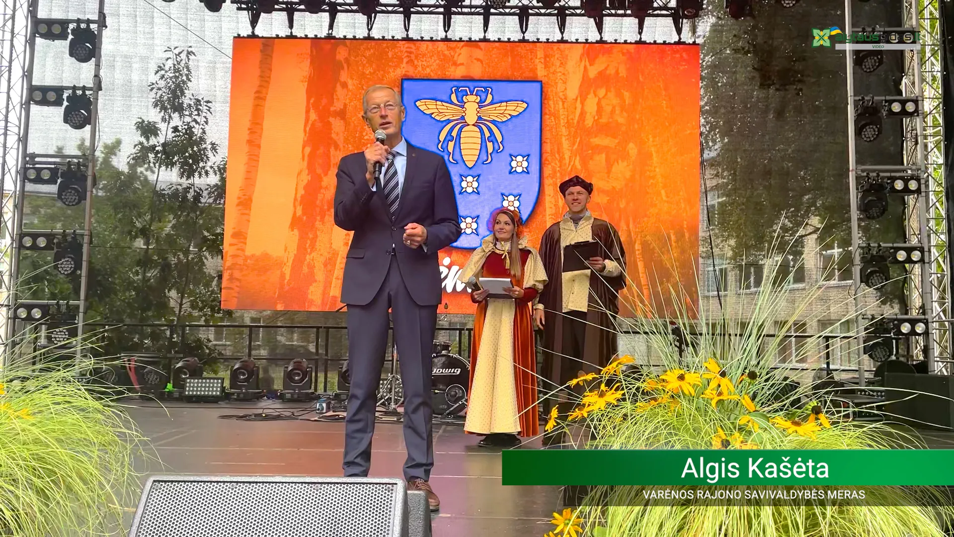 kaset03 po reportazo00 00 42 19still200