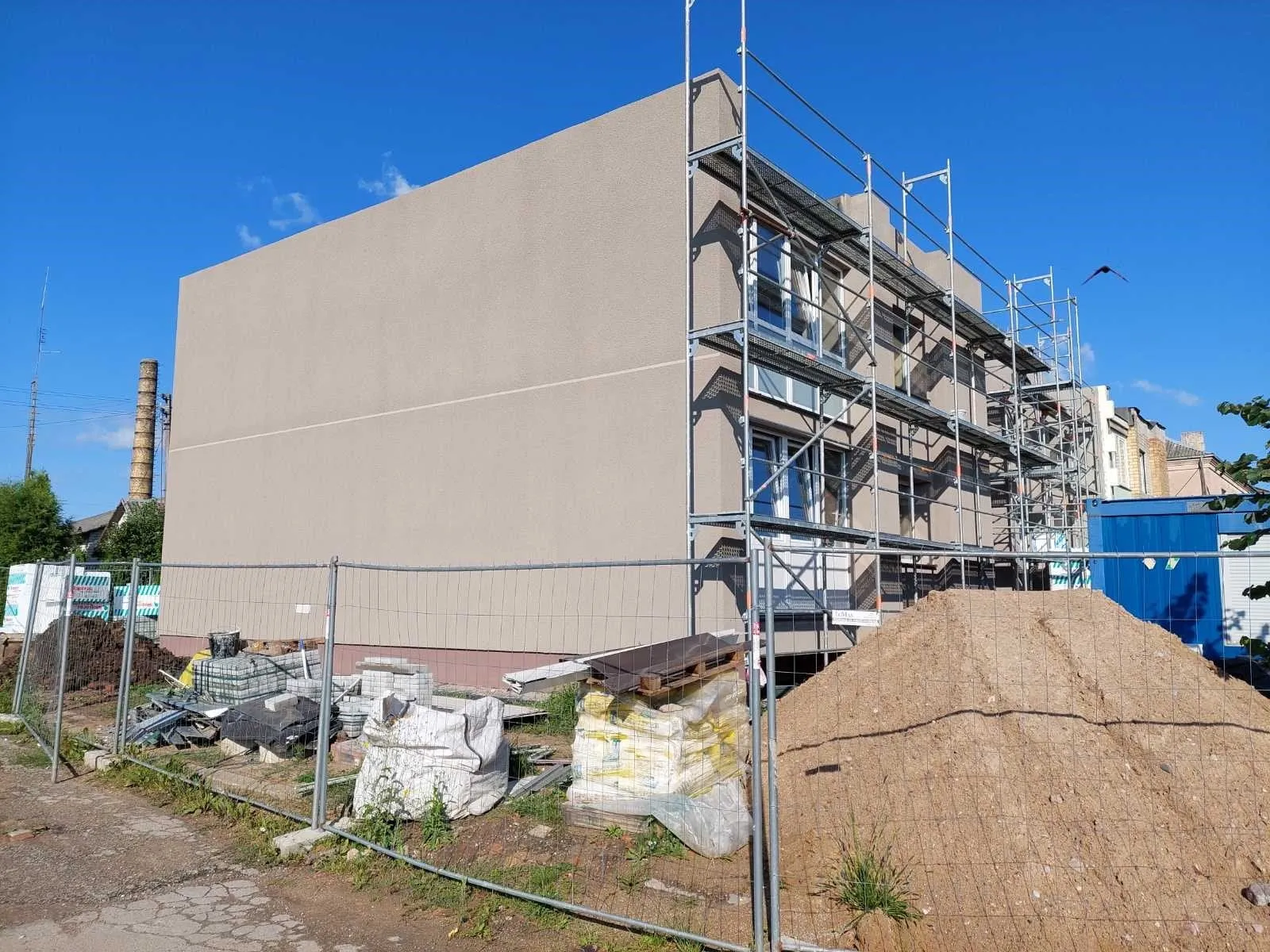 renovuojamas daugiabutis vytauto g 42 simne