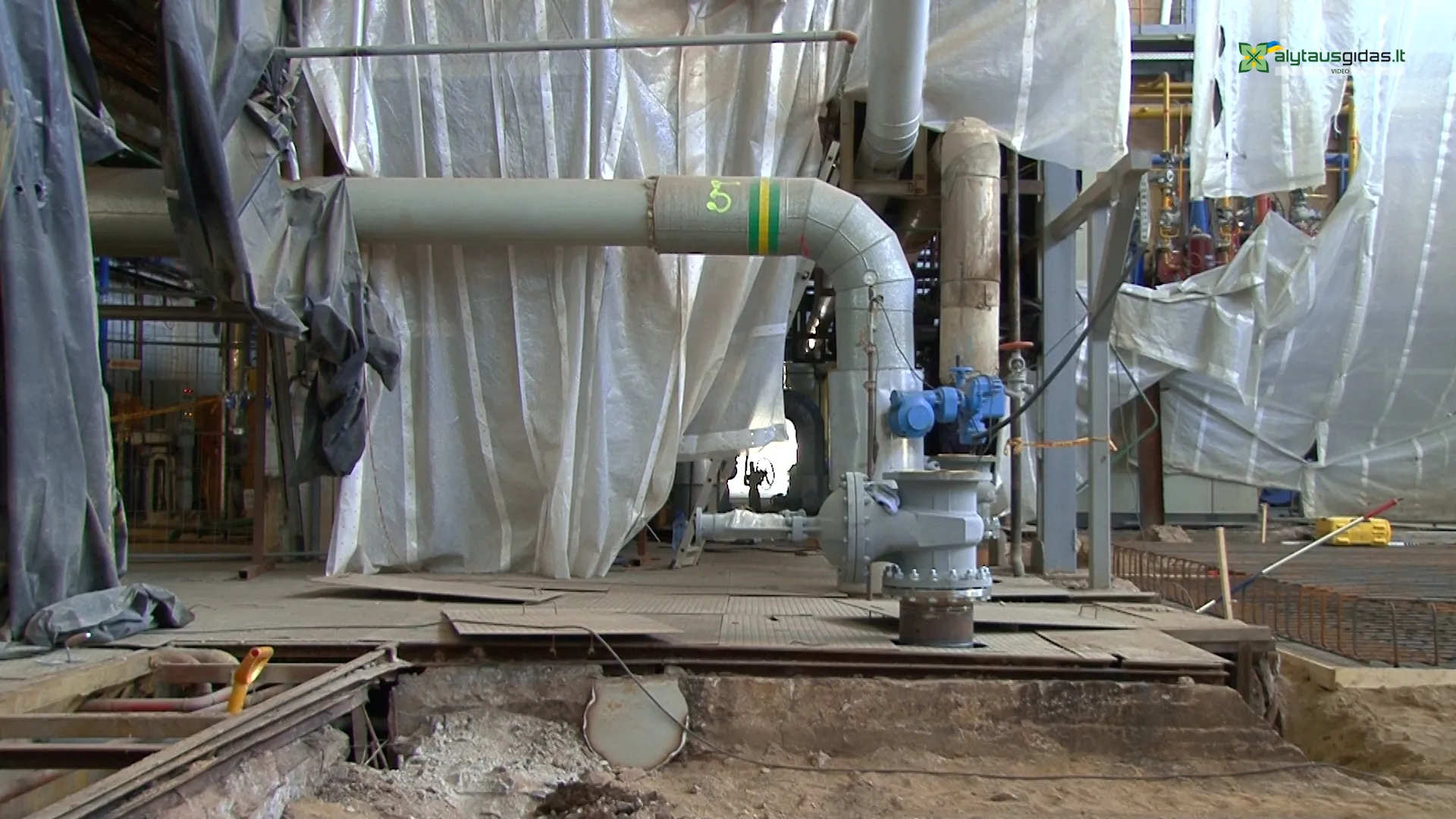 sil03 po reportazo00 01 48 13still111