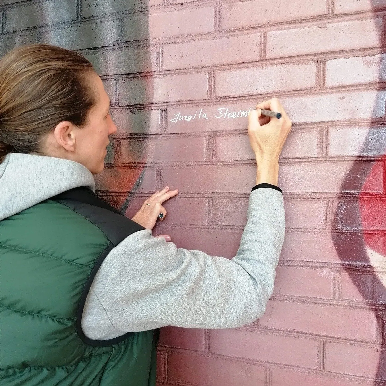 strei189302492 3840860179473010 2757149380610340495 n