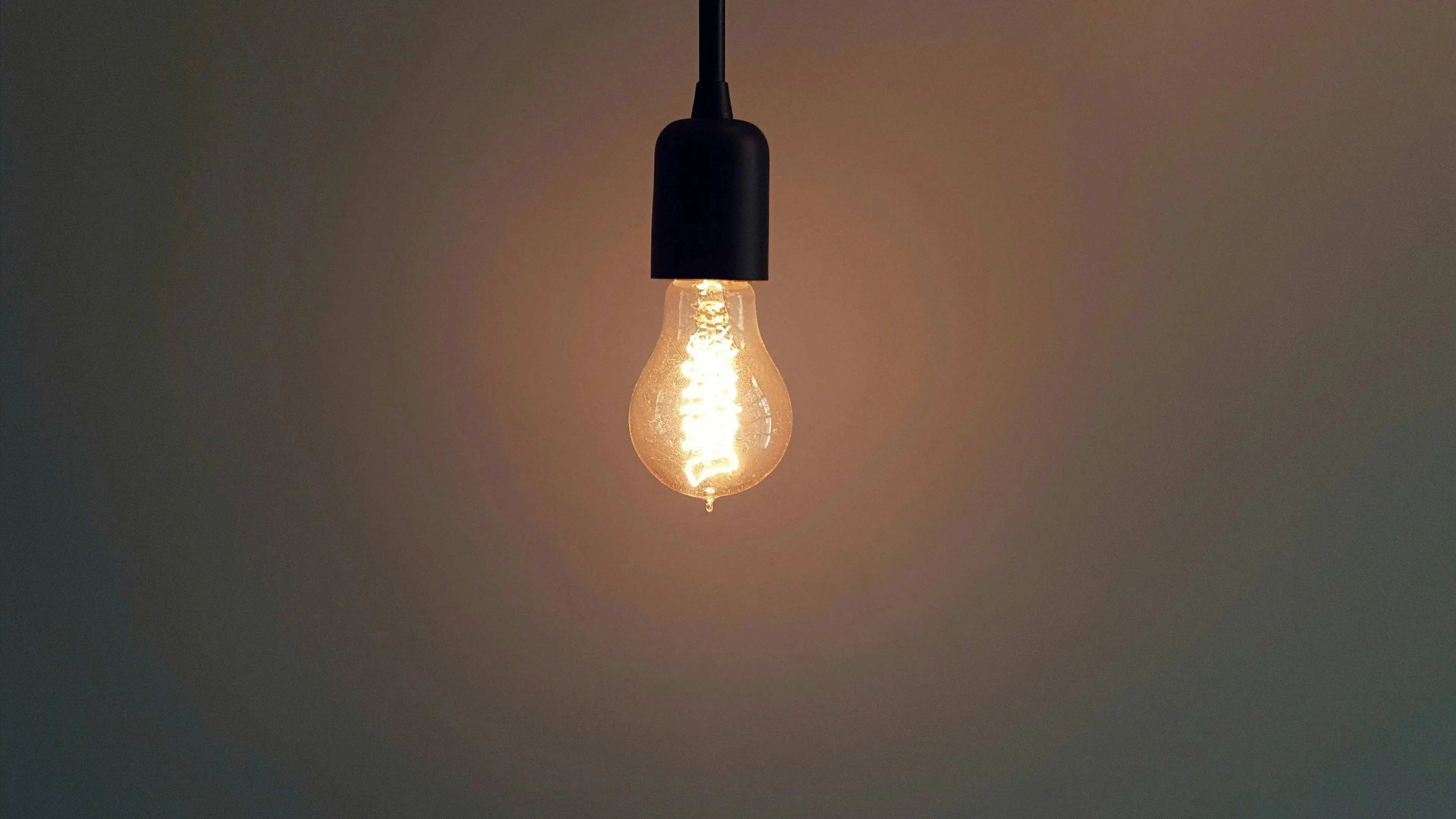 Kodėl mano sąskaita už elektrą nesutampa su „vidutine biržos kaina“?