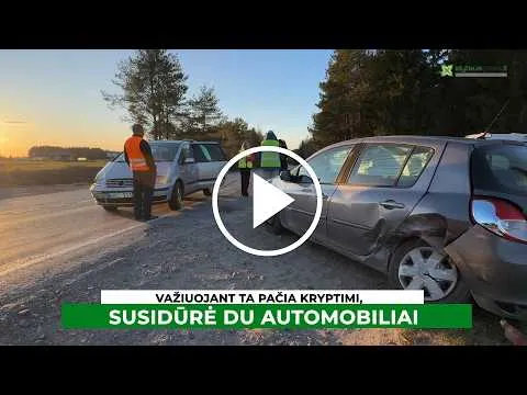 Važiuojant ta pačia kryptimi susidūrė du automobiliai