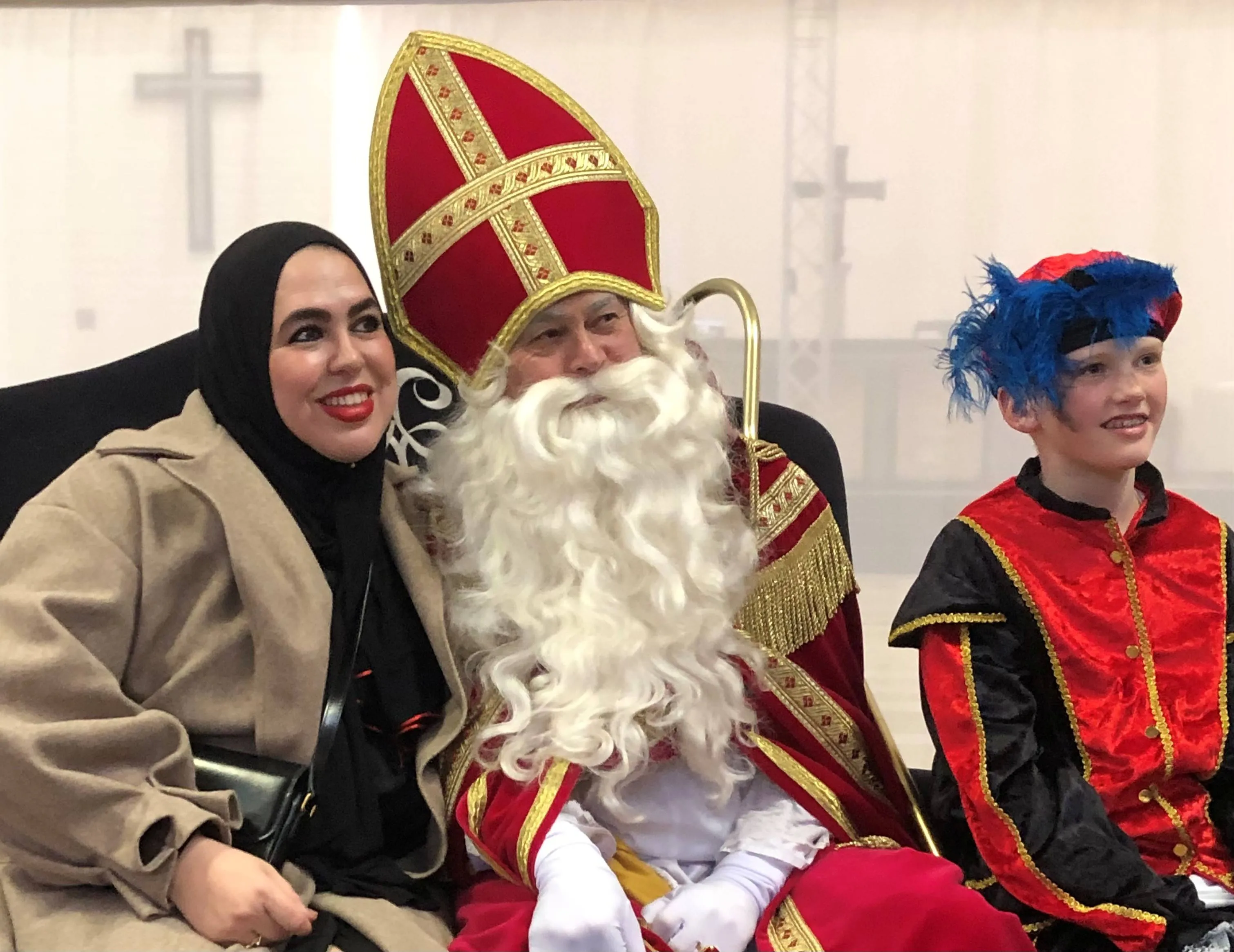 Wethouder met sinterklaas