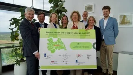 260414ondertekening SOK GOW