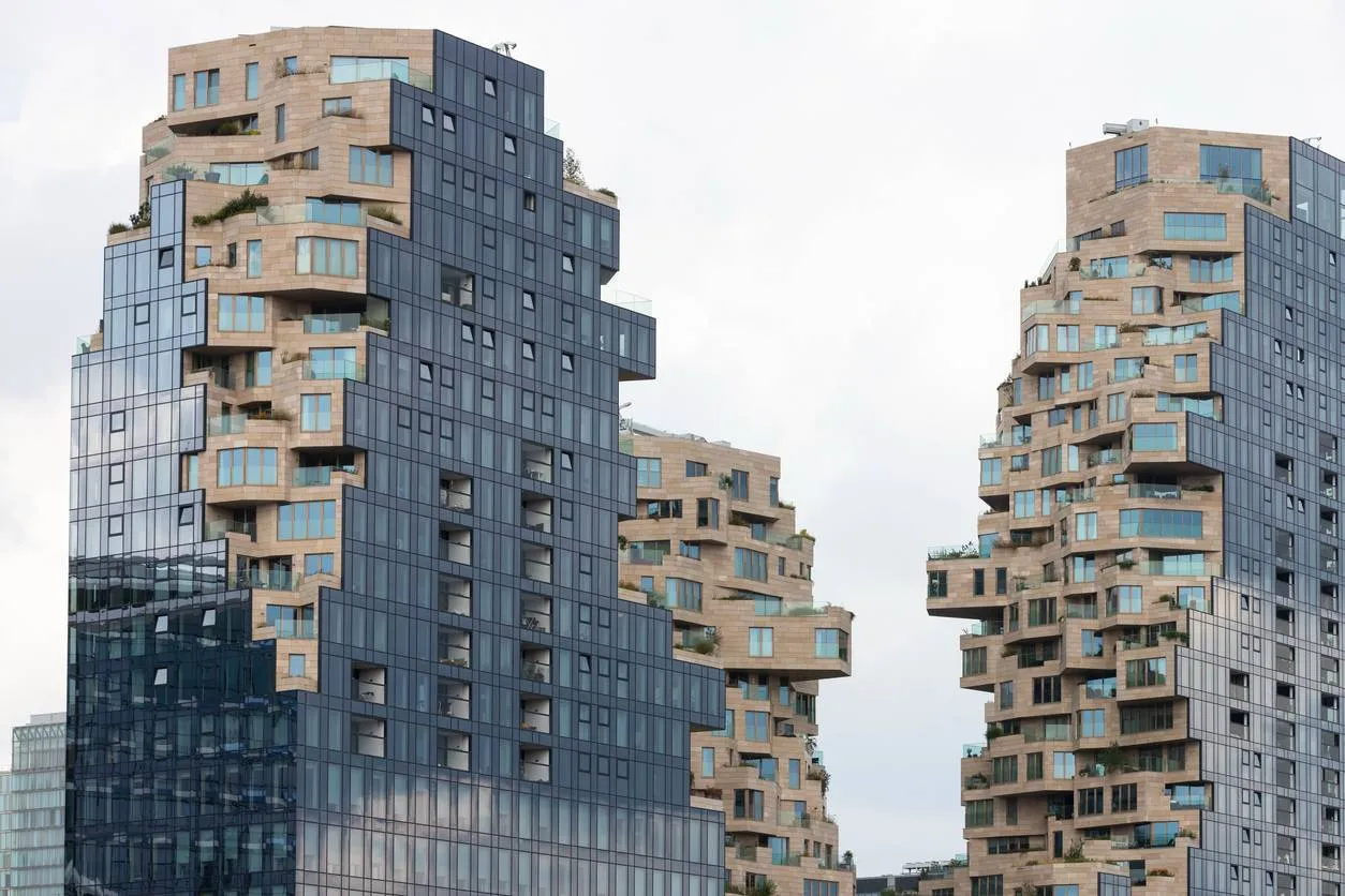 Amsterdam telt nu meer dan 23.000 miljoenenvilla’s: woningmarkt verder uit balans