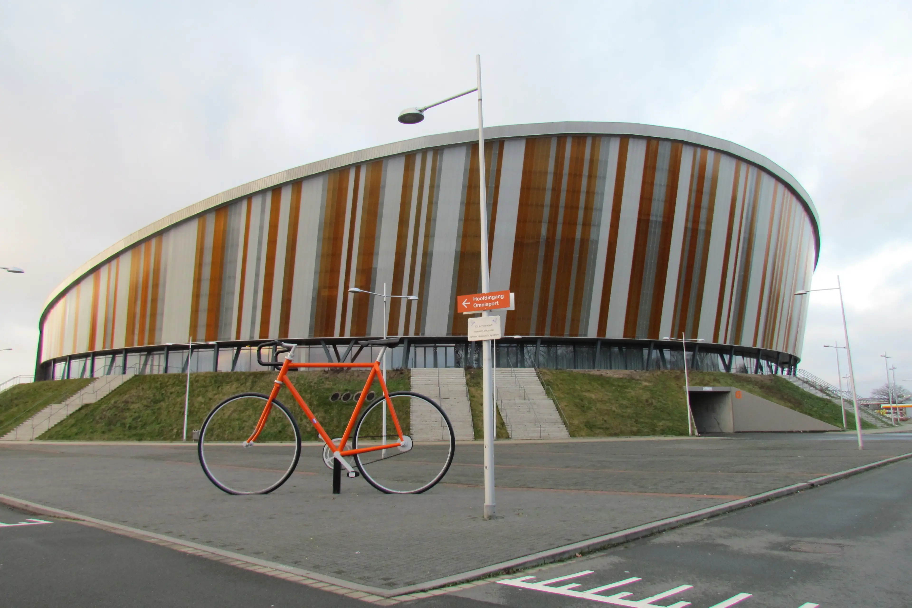 Recordaantal renners bij WK Para baanwielrennen in Omnisport Apeldoorn