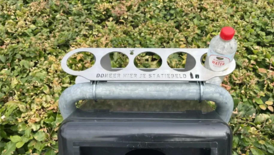 Gemeente Apeldoorn plaatst 100e statiegeldring