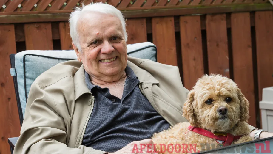 Een oppashond voor senioren: gezellig èn gezond 