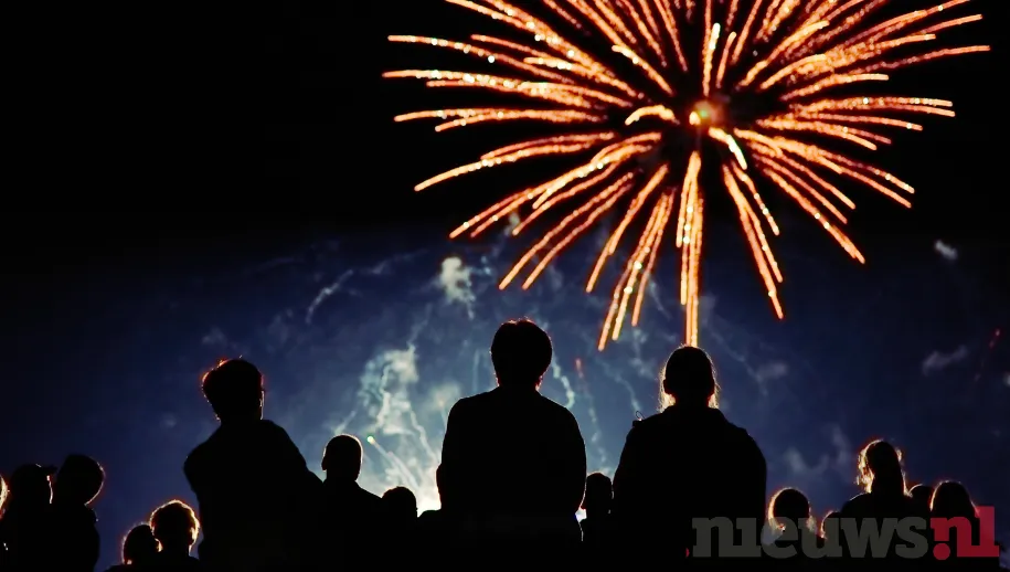 Vuurwerkliefhebbers: kater van huftergedrag van relschoppers