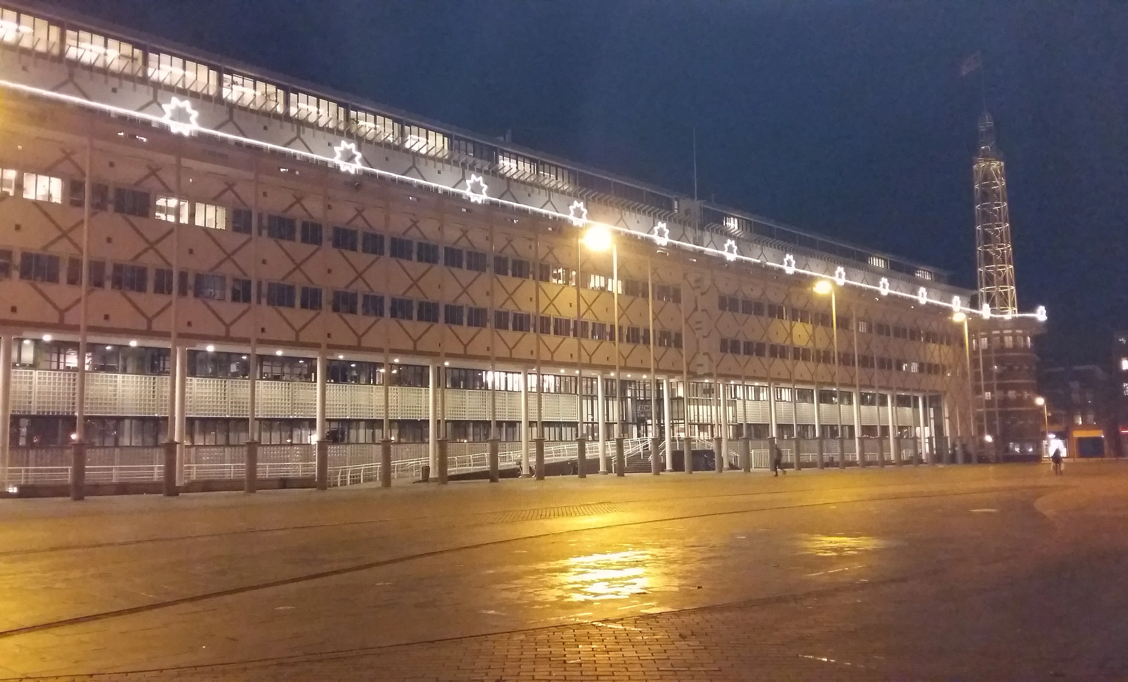 stadhuis verlicht