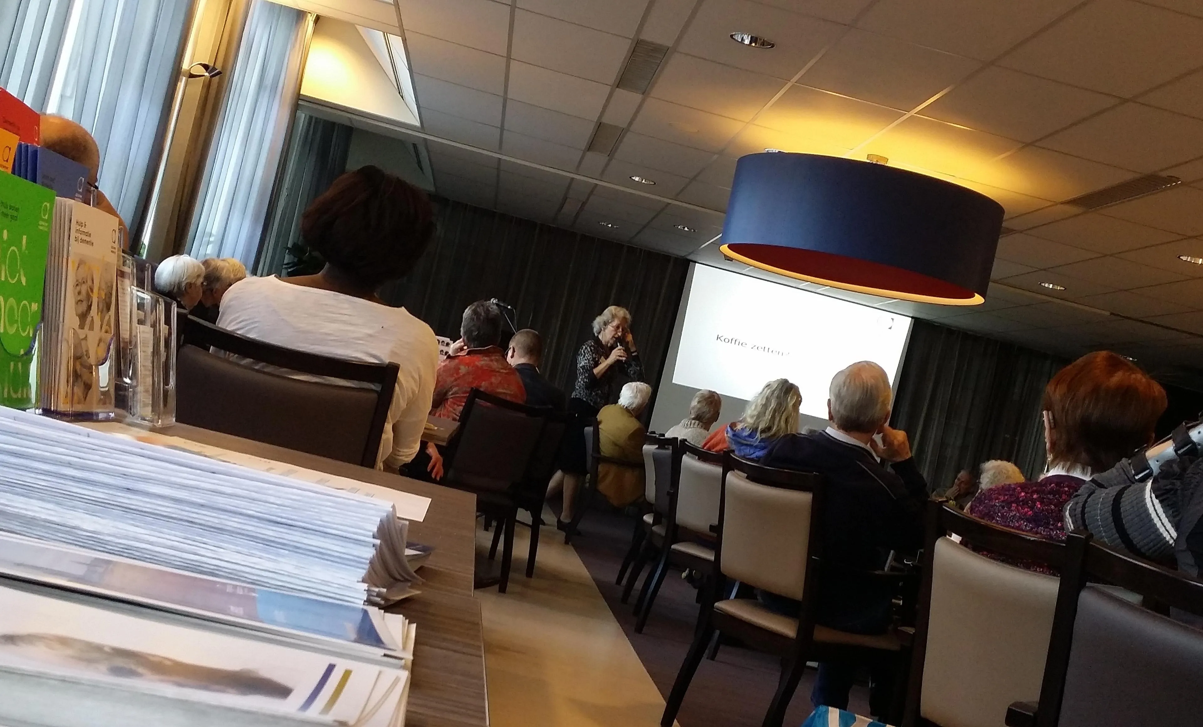 voorlichting beleven met dementie netwerk dementie oost veluwe