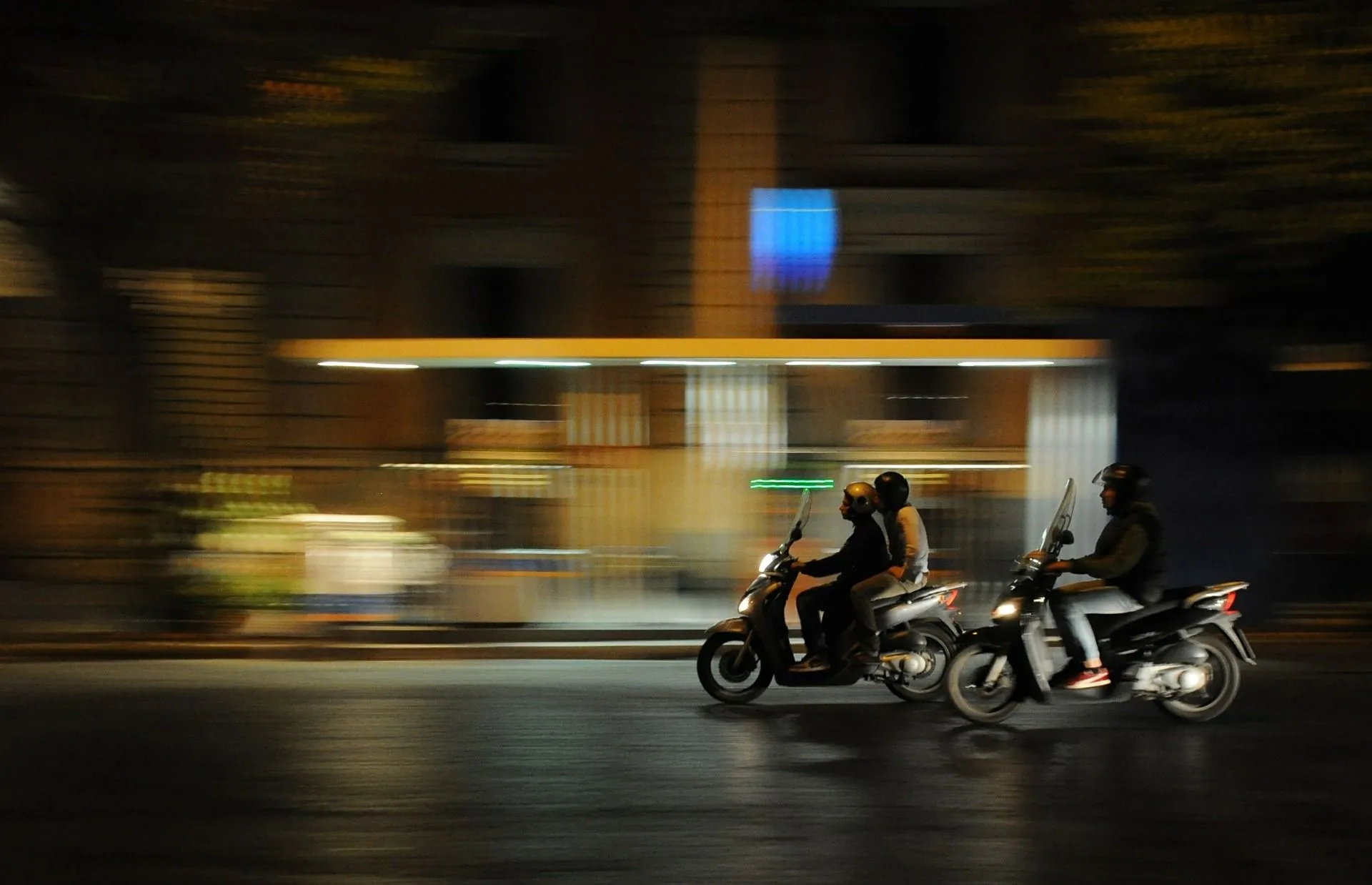 scooters pixabay