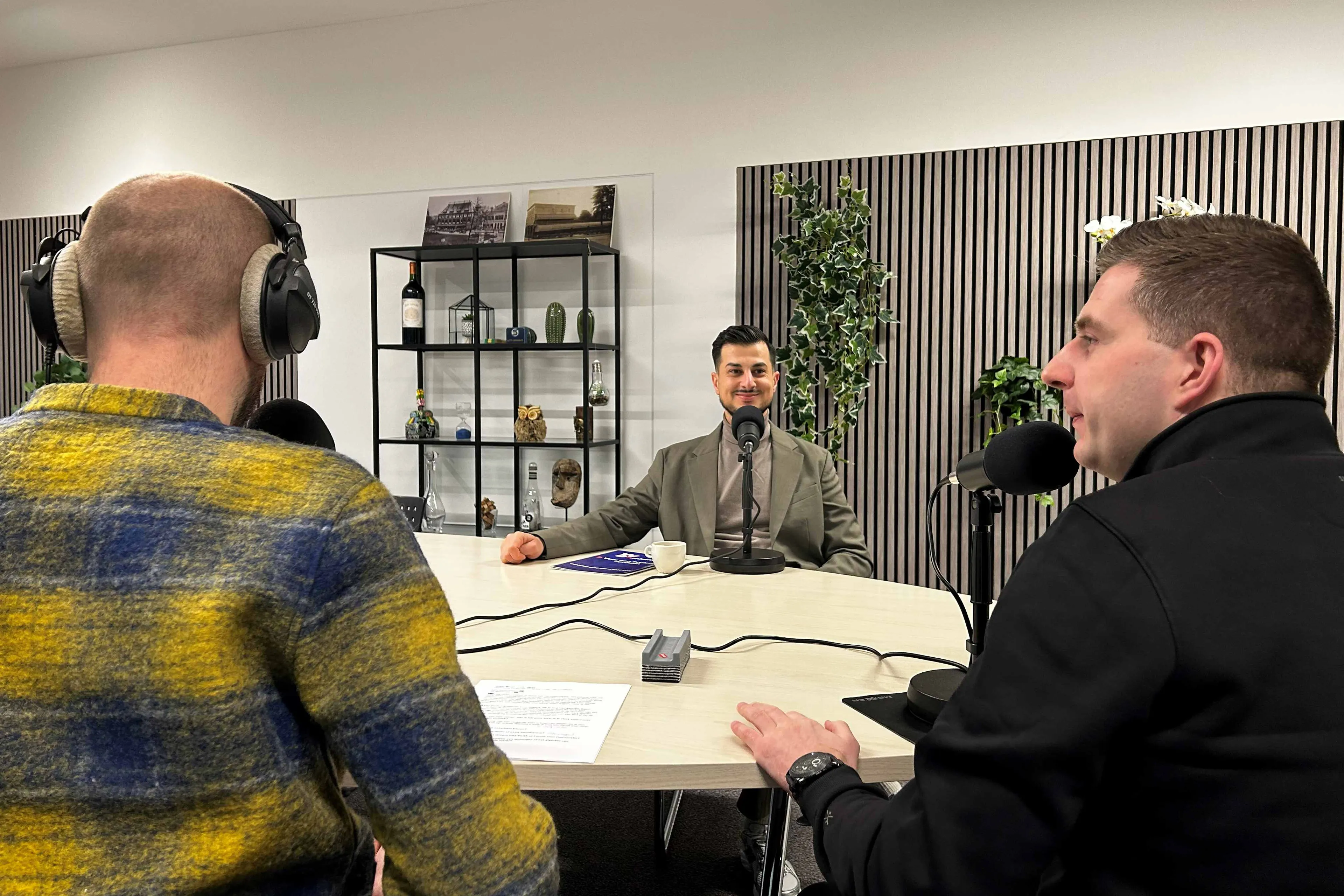 Arnhmese Stemmen.De Gelderlander.IMG_1416