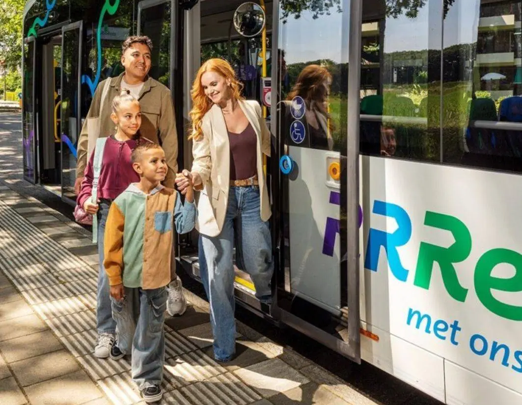 Voordelig met de bus van P R GelreDome naar het centrum - Gemeente Arnhem