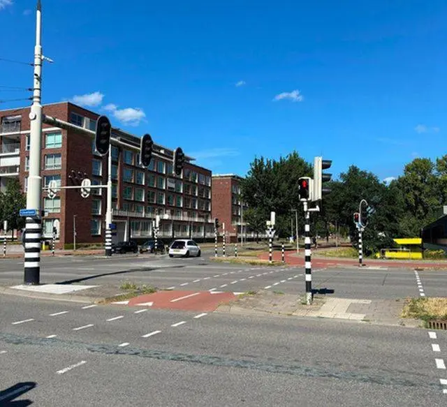 Kruispunt IJssellaan. Laan van Presikhaaf