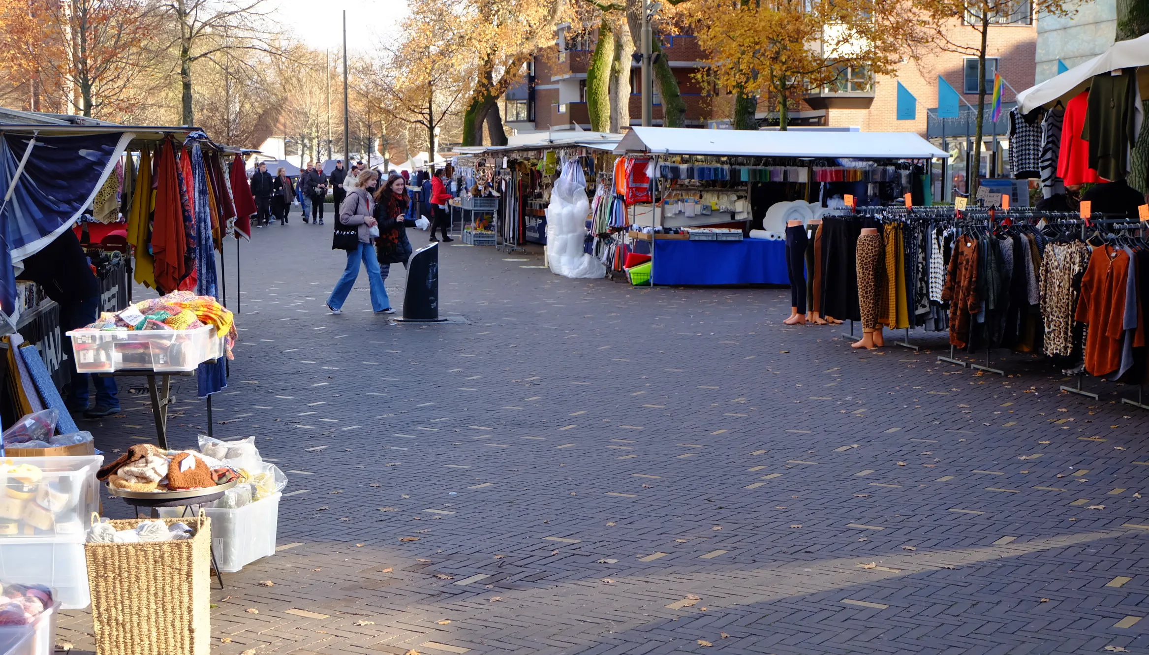 emmen markt