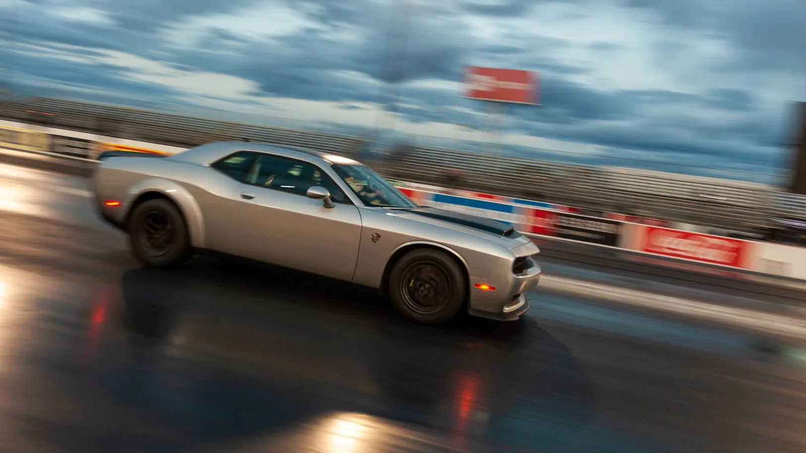 2023 dodge challenger 100878140