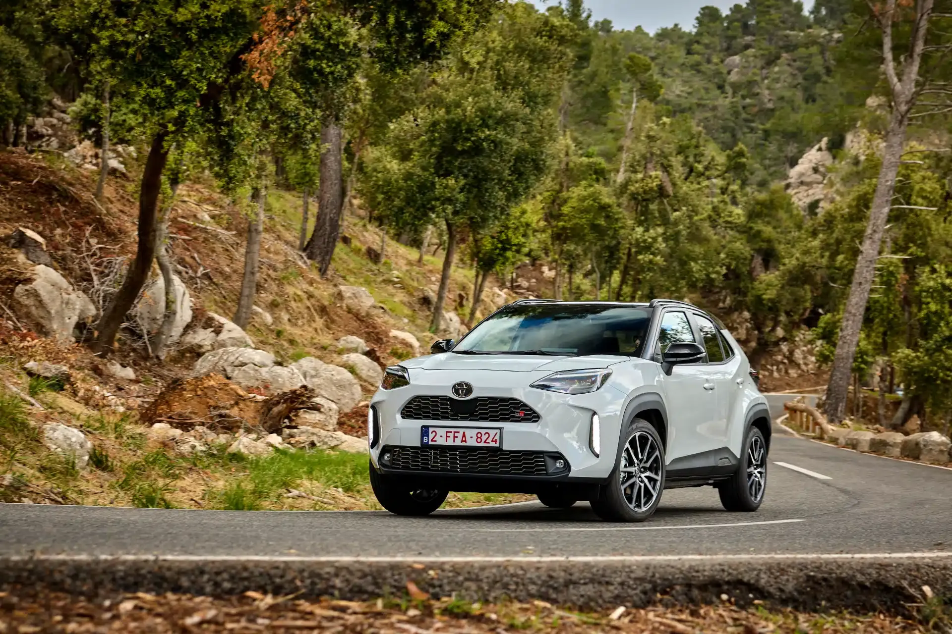 2024 yaris cross dynamicgrey dpl dynamic05