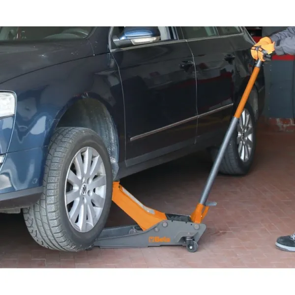 3029 slash 2t foto 03