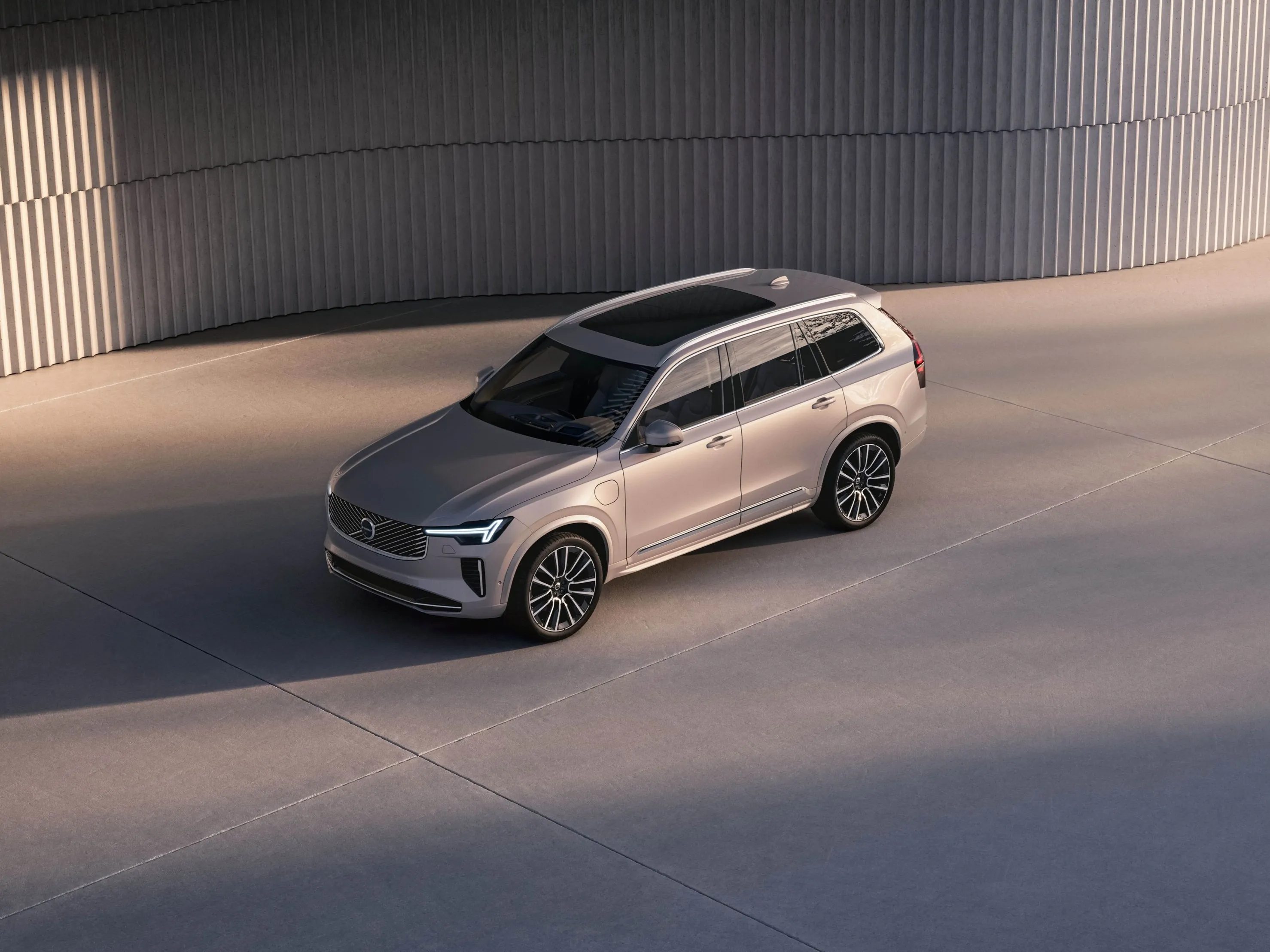 331873 new volvo xc90 exteriors