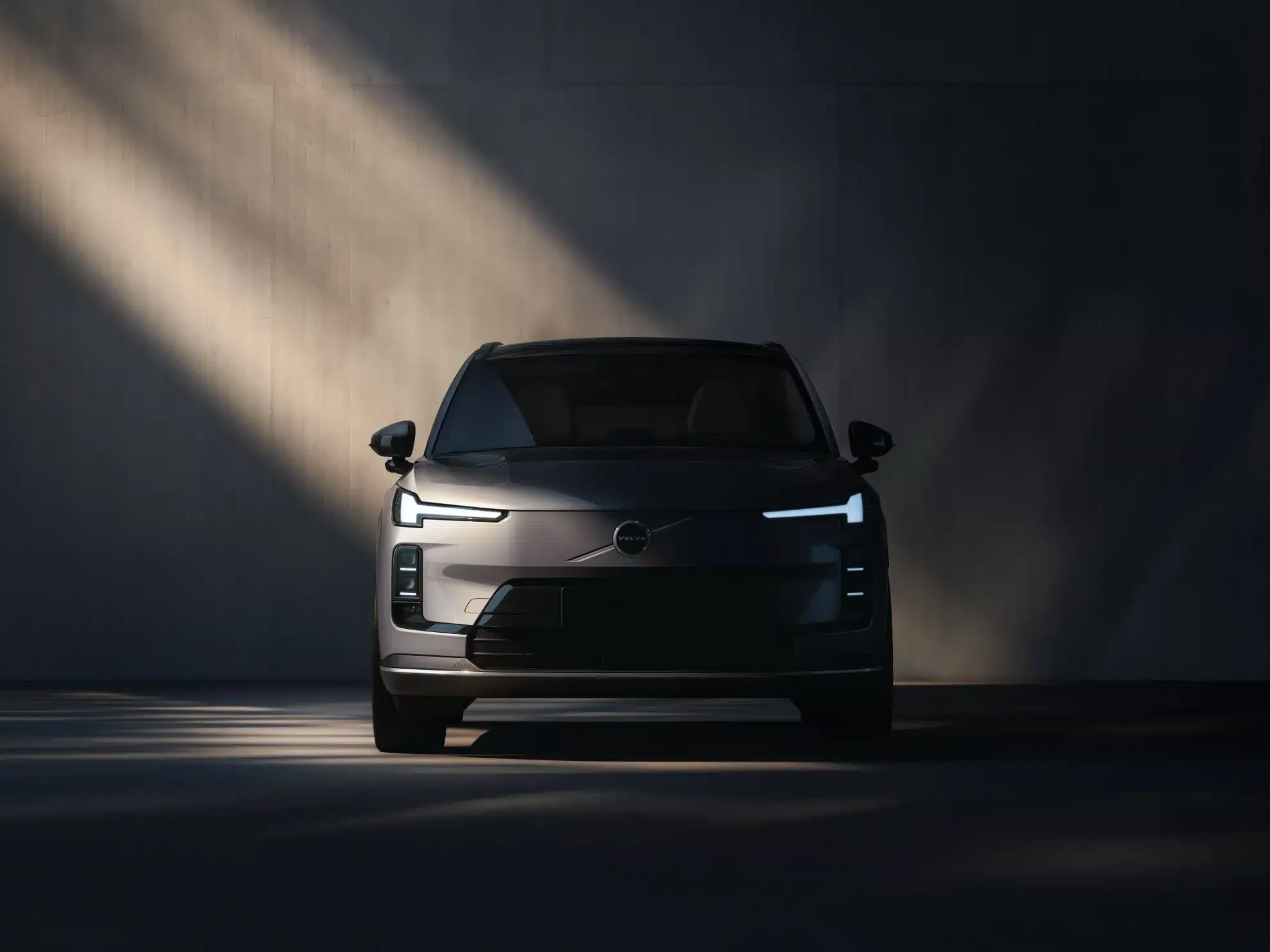 349117 new volvo xc70