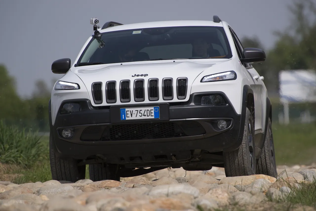 9cf7fd1984625bd7629d03ba3d72586e