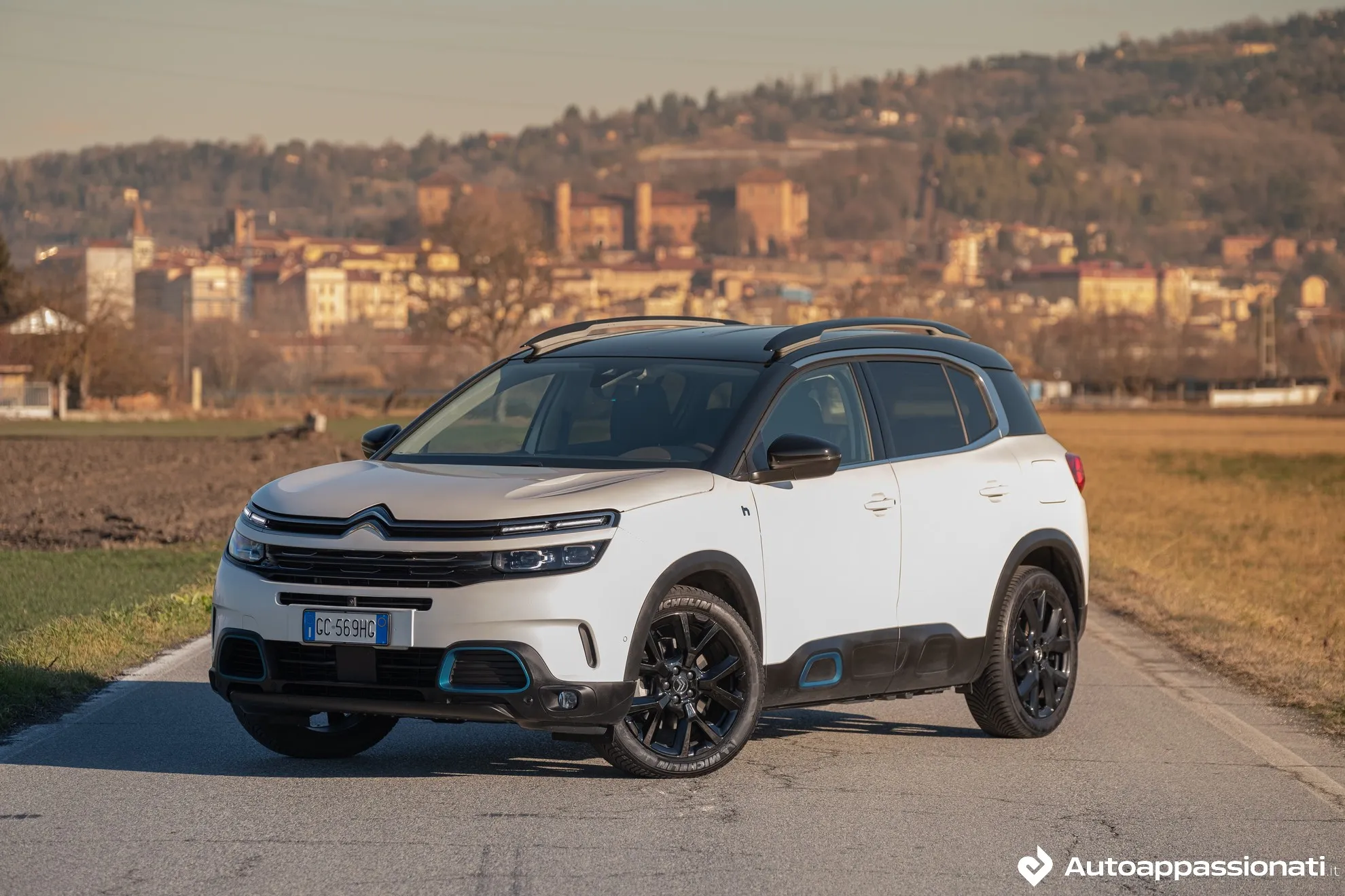 citroen c5 aircross hybrid prova su strada