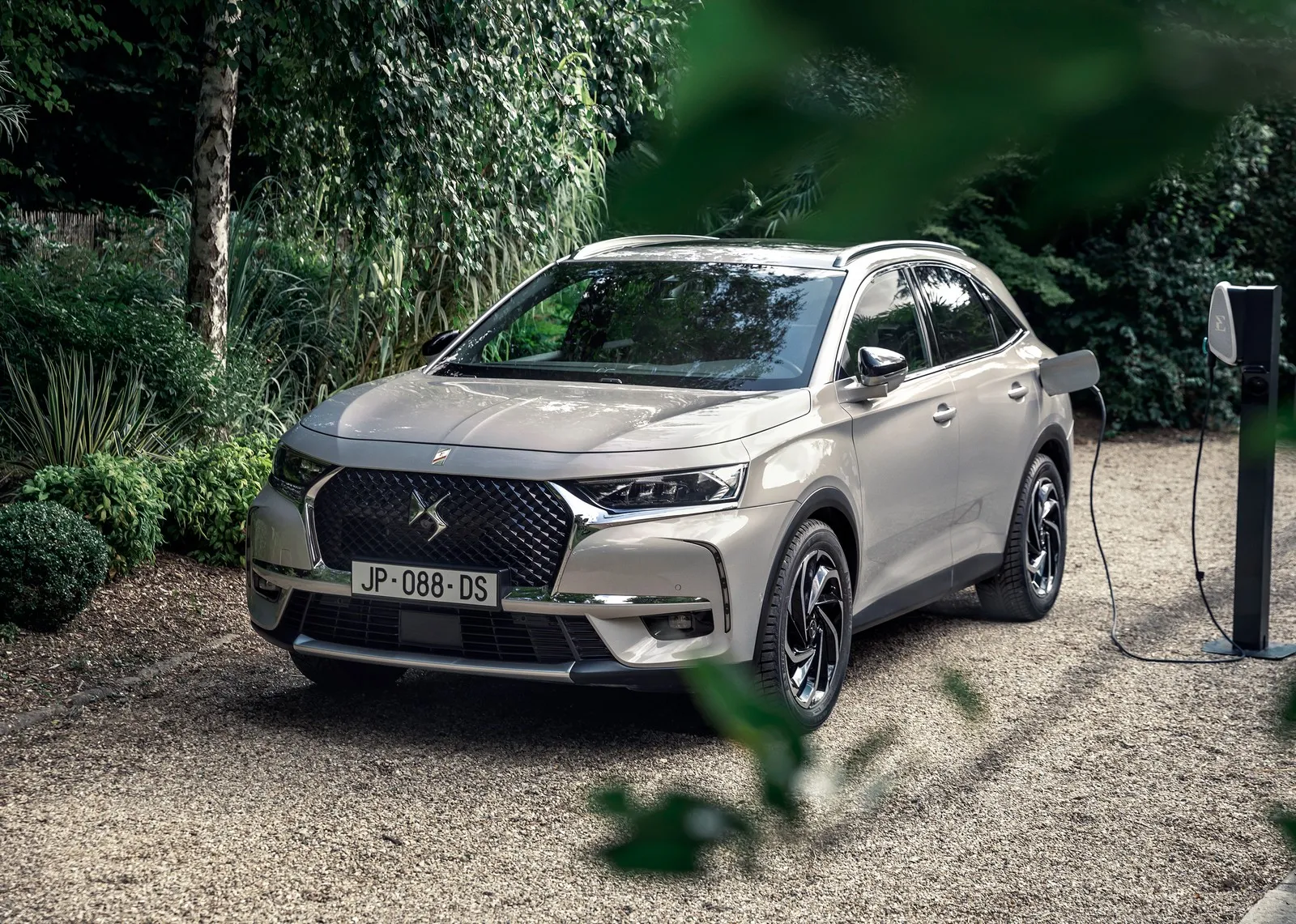 ds 7 crossback e tense 4 7