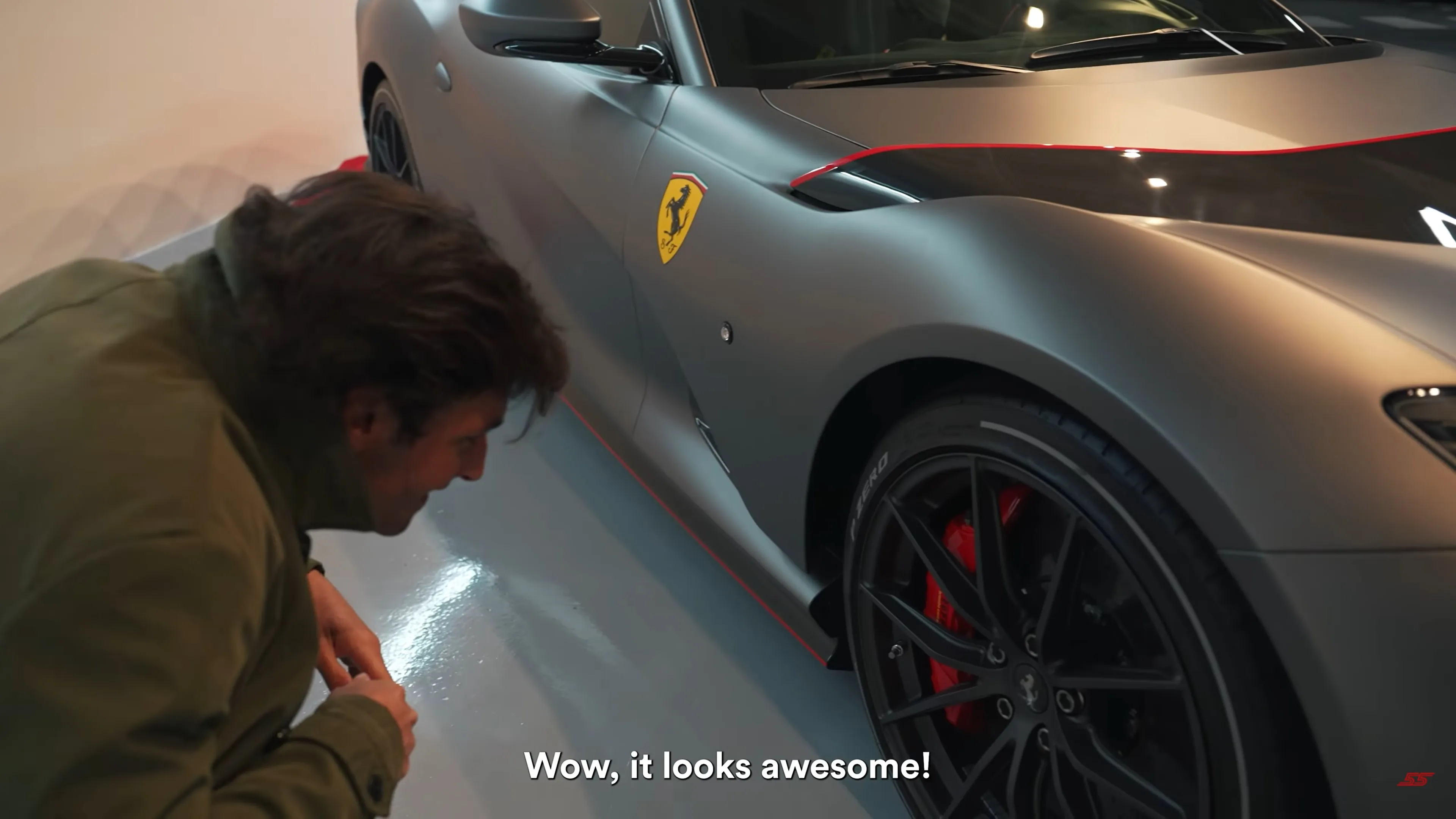 ferrari 812 competizione carlos sainz