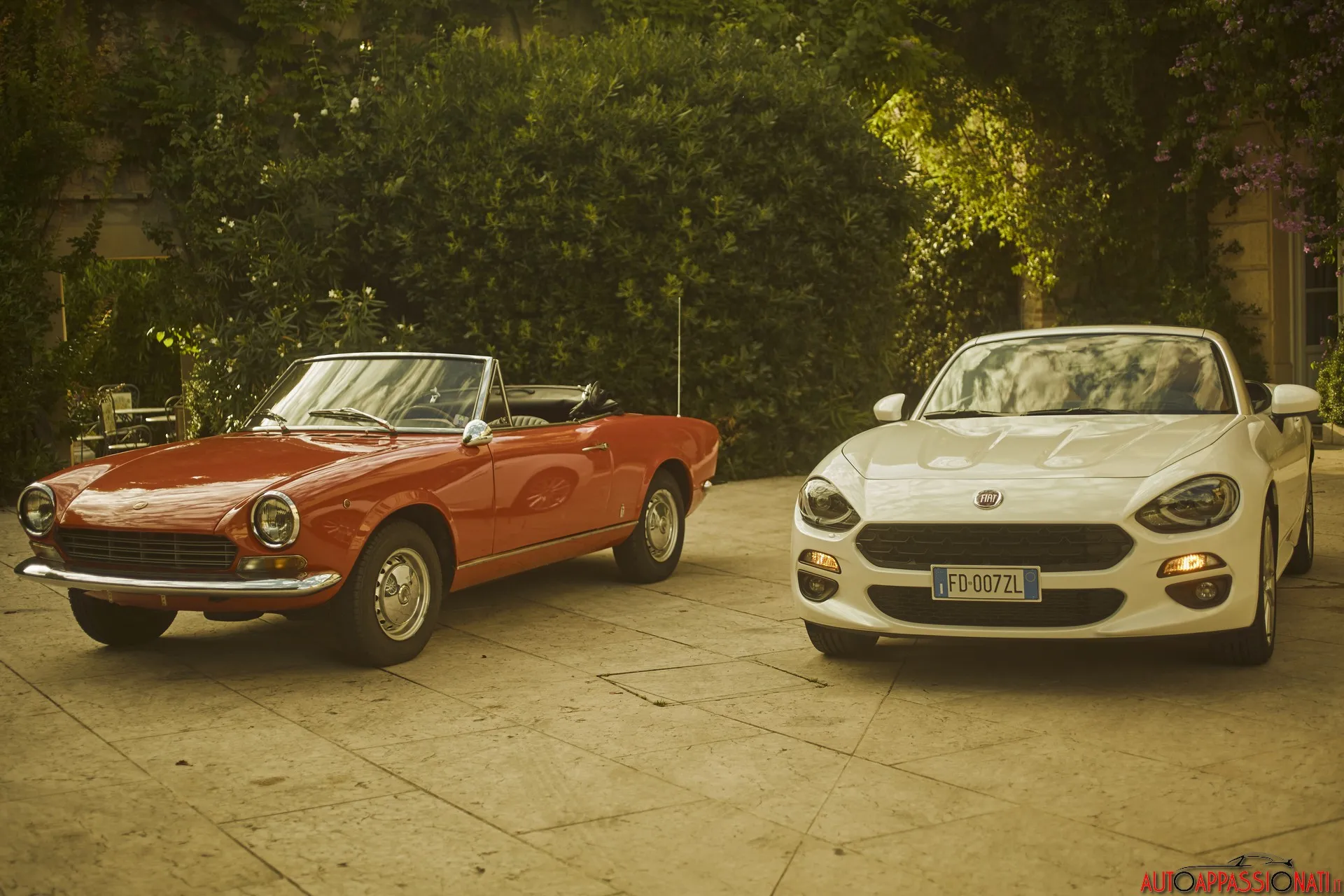 fiat 124 spider 01