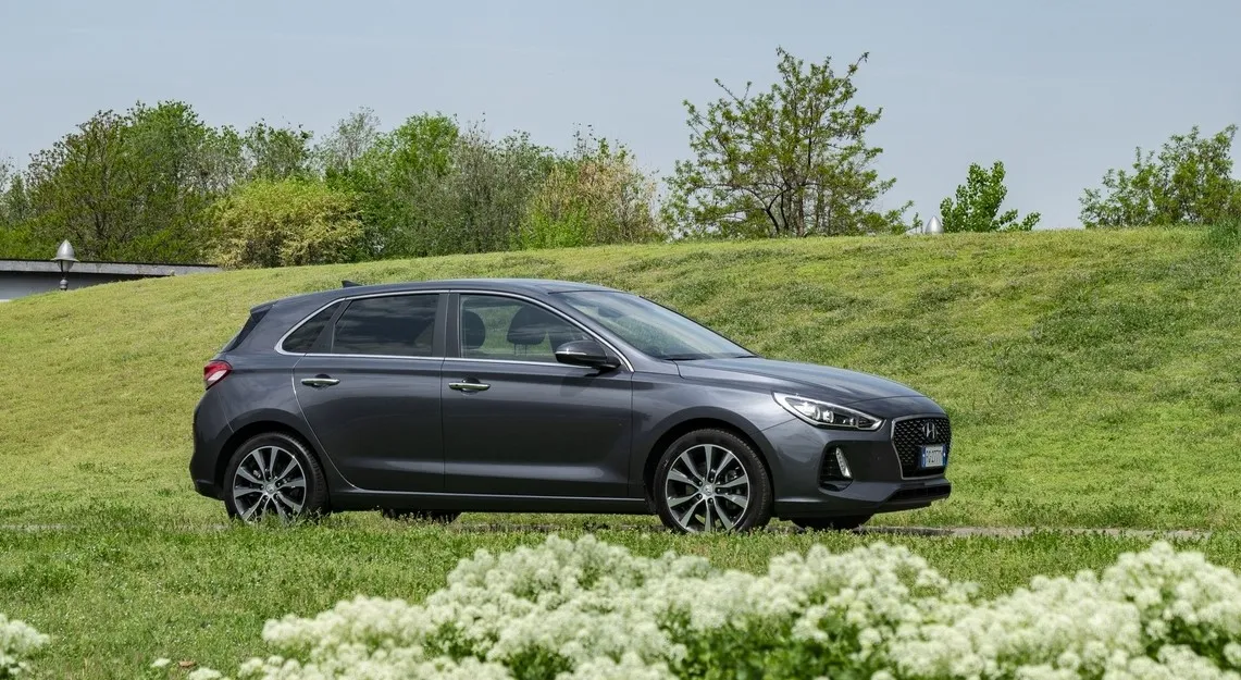 hyundai i30 5porte 2018 copertina