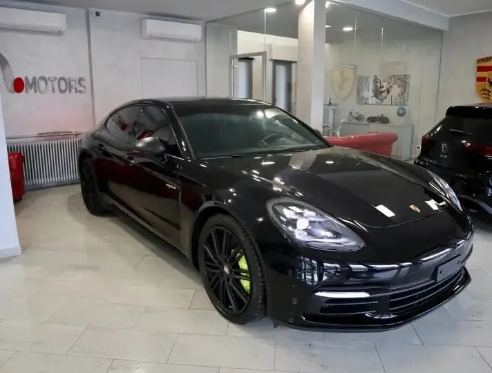 image porsche panamera in vendita quella di gigio donnarumma 167464580818218