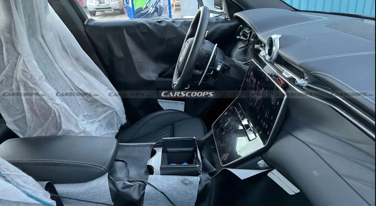 interni maserati grecale