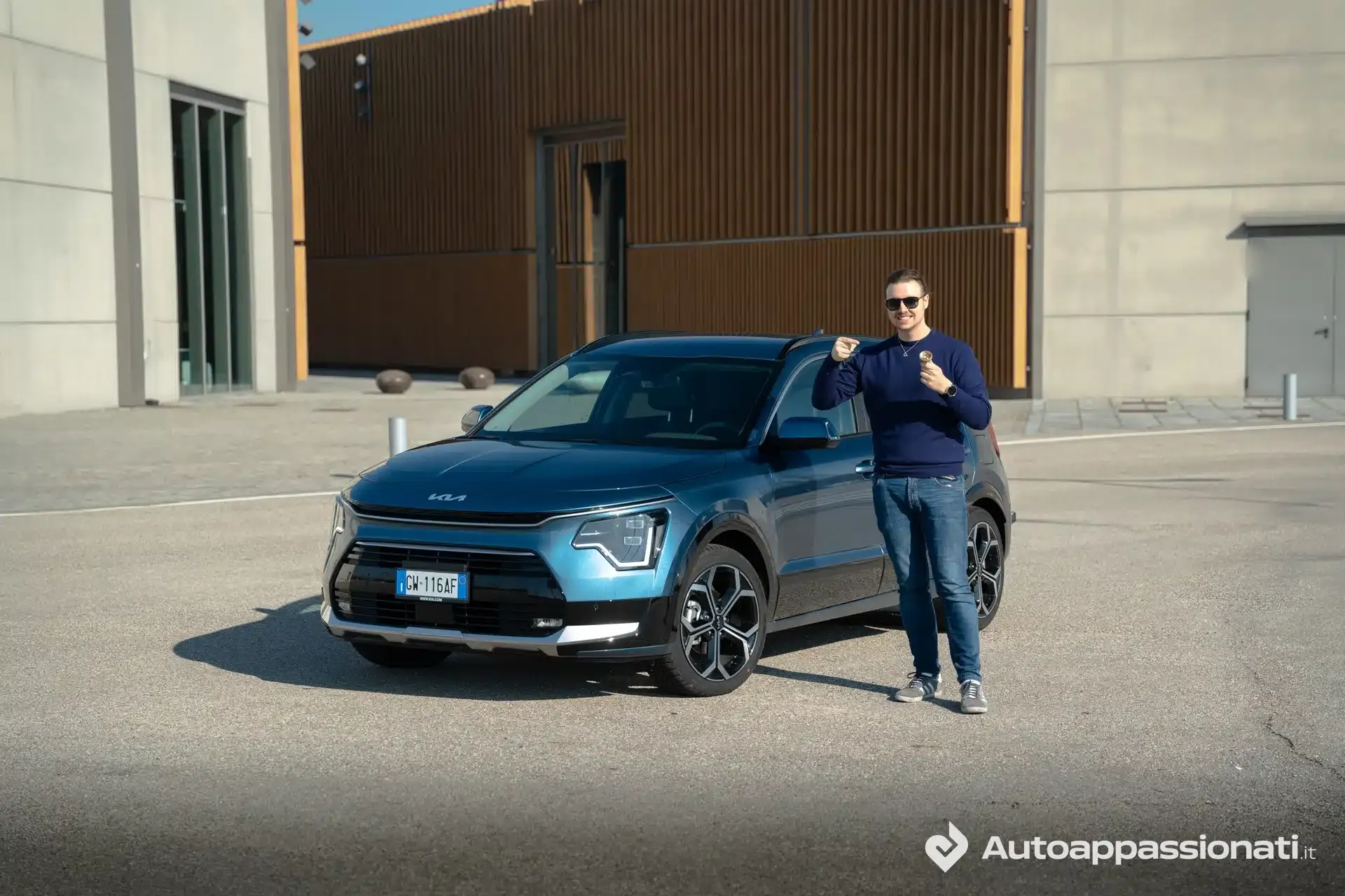 kia niro trifuel 2025 copertina