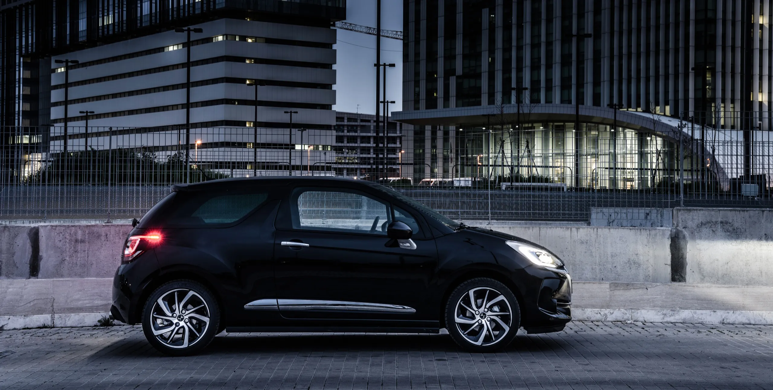 lr5 edit export ds3 black lezard pub set03 13