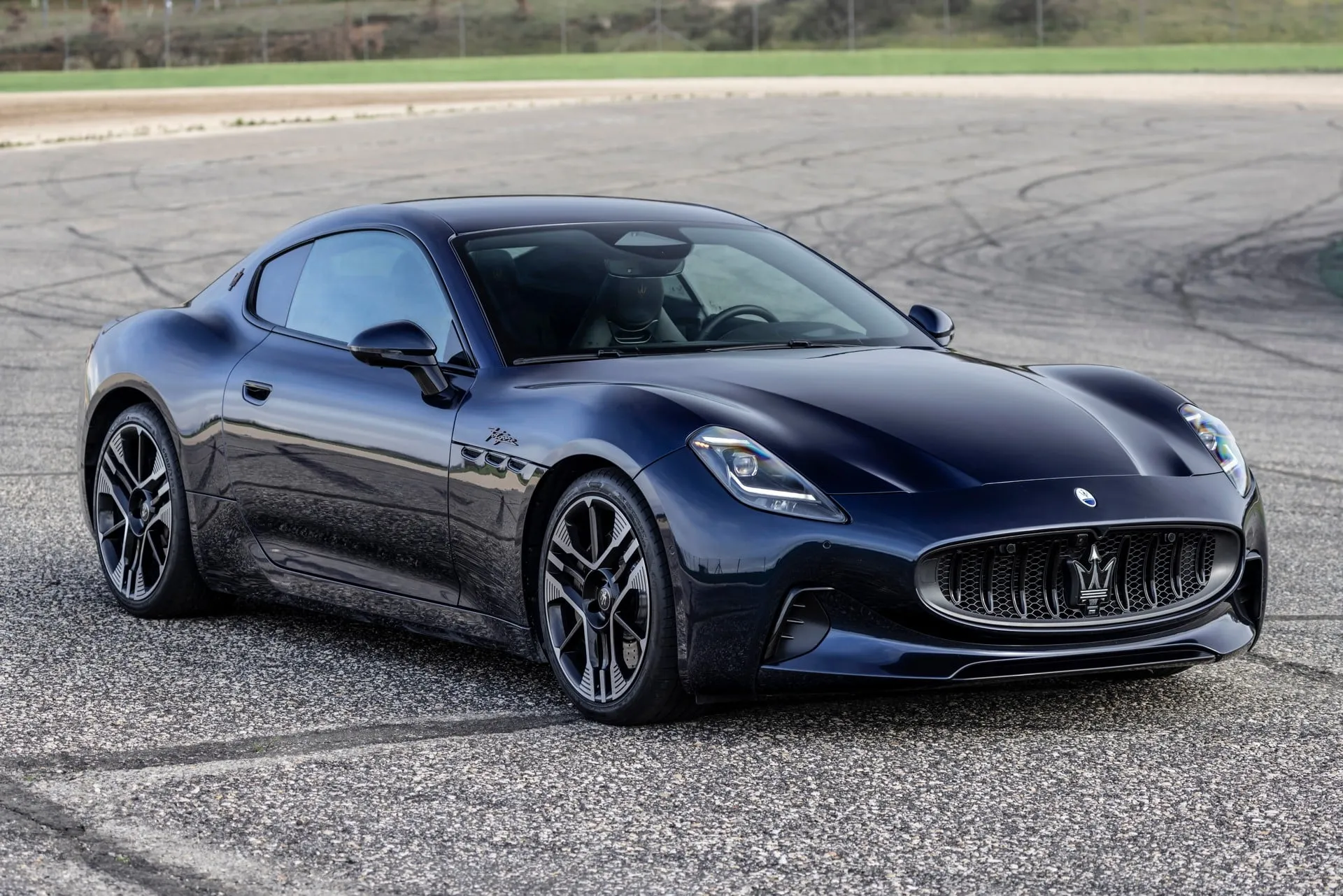 maserati granturismo folgore blu nobile 16