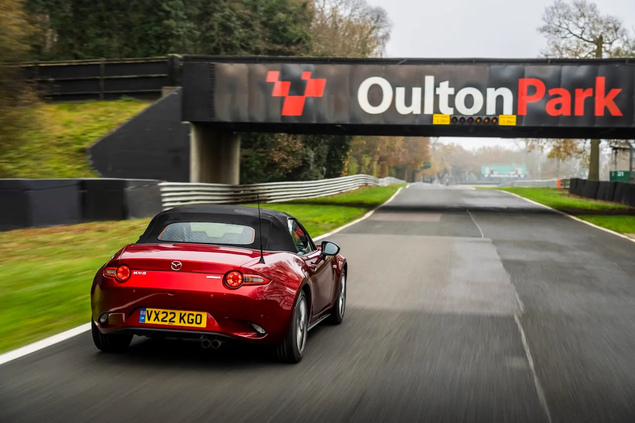 mazda mx5 ecosostenibile