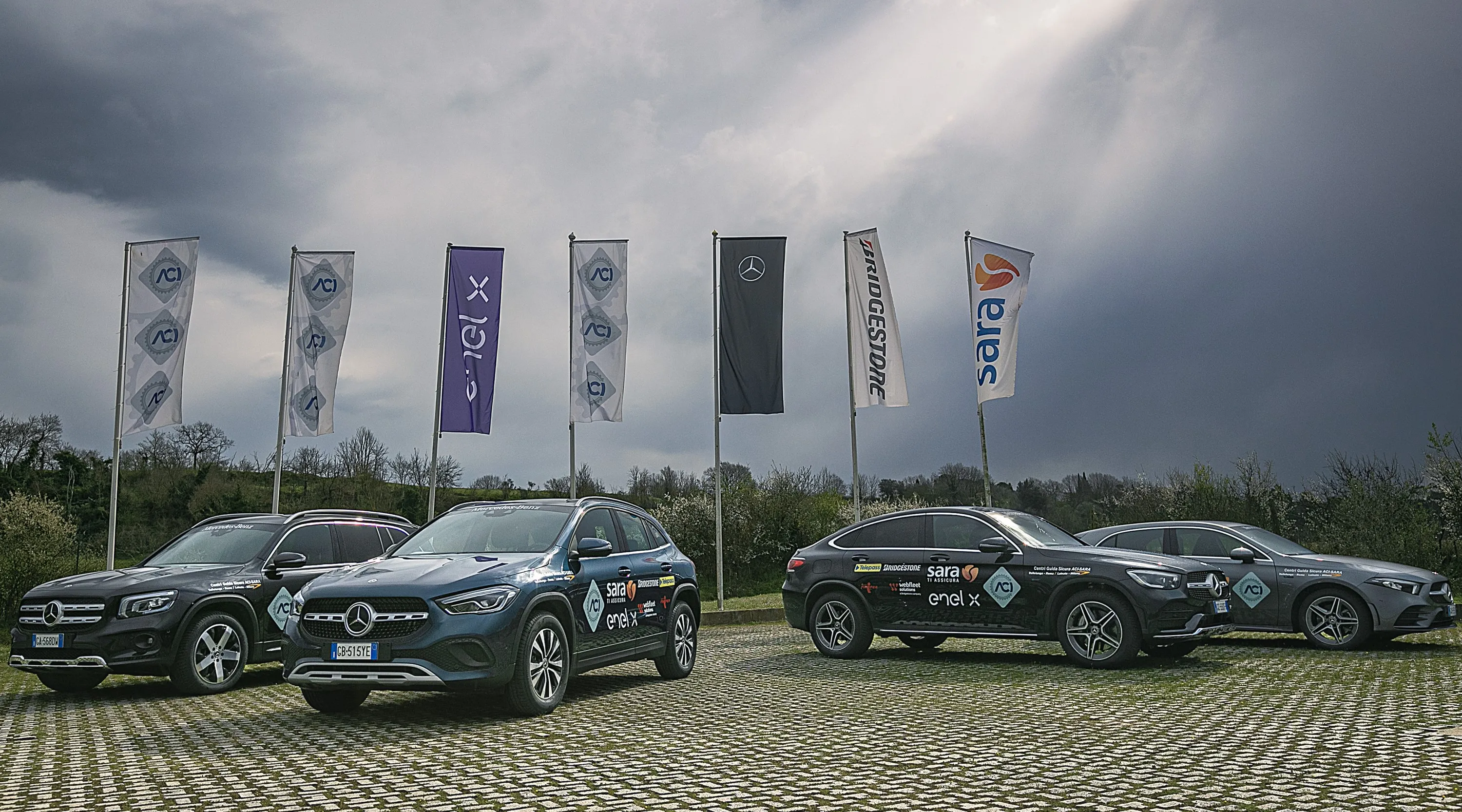 mercedes benzacivallelunga16